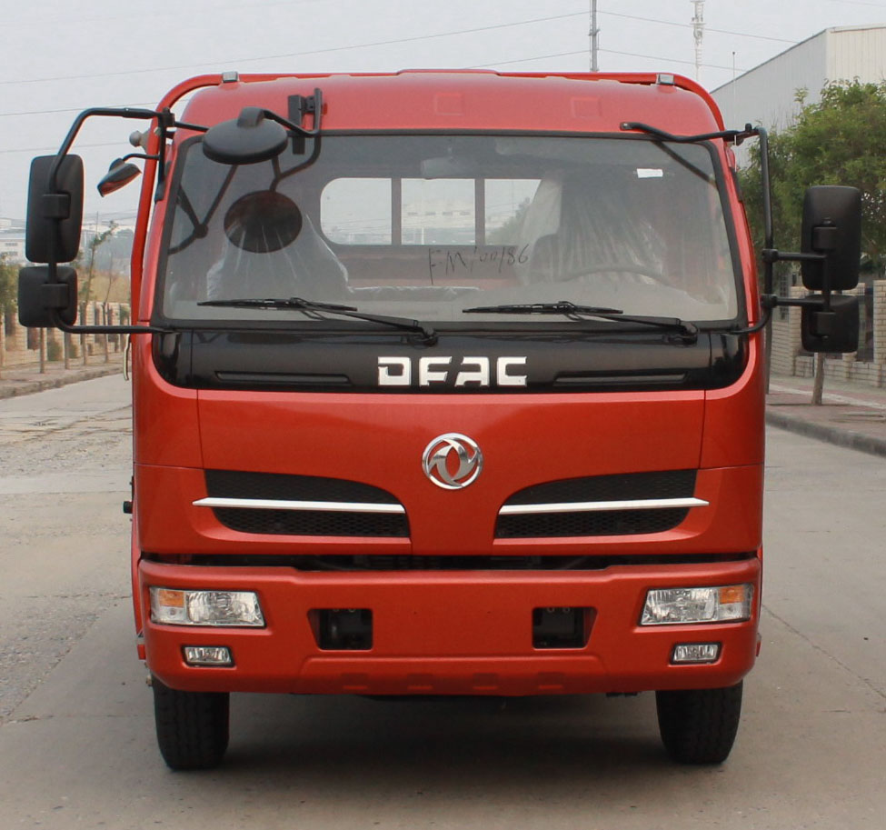 多利卡6方擺臂式垃圾車