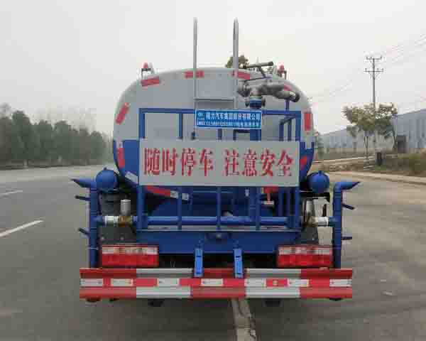8方純電動(dòng)灑水車
