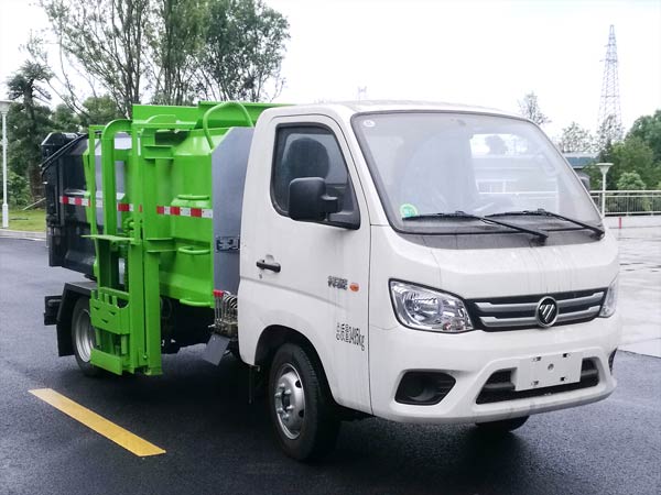 福田小型藍(lán)牌餐廚垃圾車(chē)