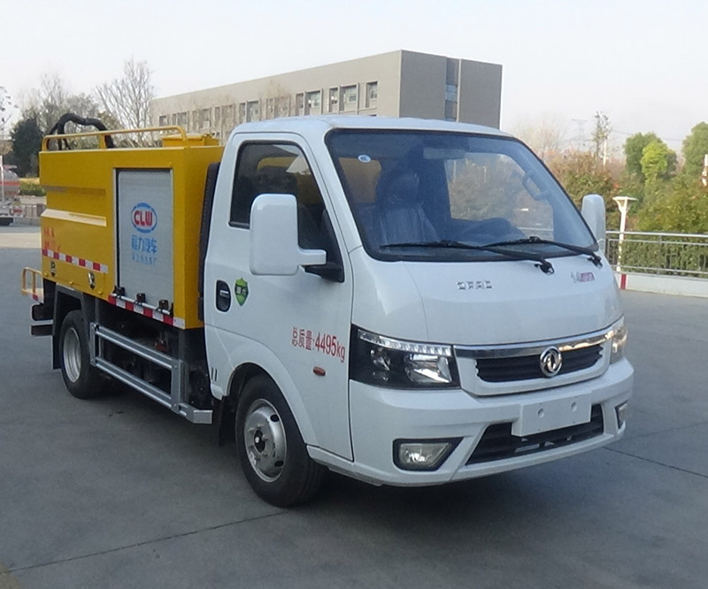 東風(fēng)途逸藍(lán)牌下水道疏通清洗車