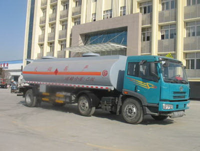 解放小三軸化工液體運(yùn)輸車（CA5253）