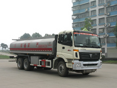 歐曼后八輪雙橋化工液體運(yùn)輸車(chē)