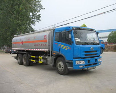 解放悍威化工液體運(yùn)輸車（CA1253）