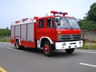 東風(fēng)153泡沫消防車(chē)