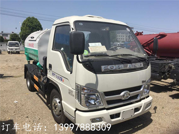 時(shí)代小卡之星鉤臂式垃圾車