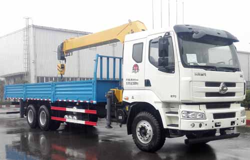 XZJ5251JSQD5大型國(guó)五隨車起重運(yùn)輸車